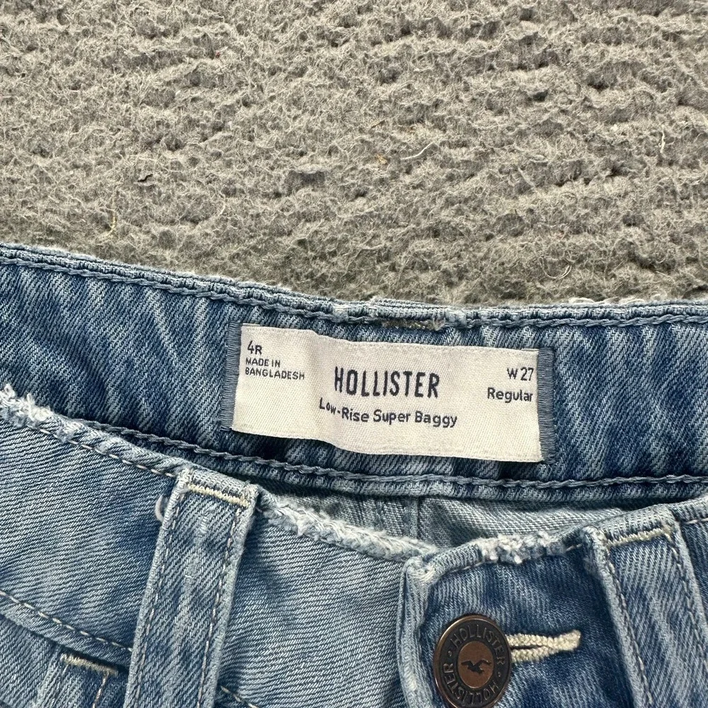Hollister there discrepancy